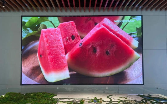 P2.5 Indoor LED Display High Refresh Rate Kinglight Voor binnenbarwand